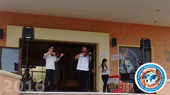 2016